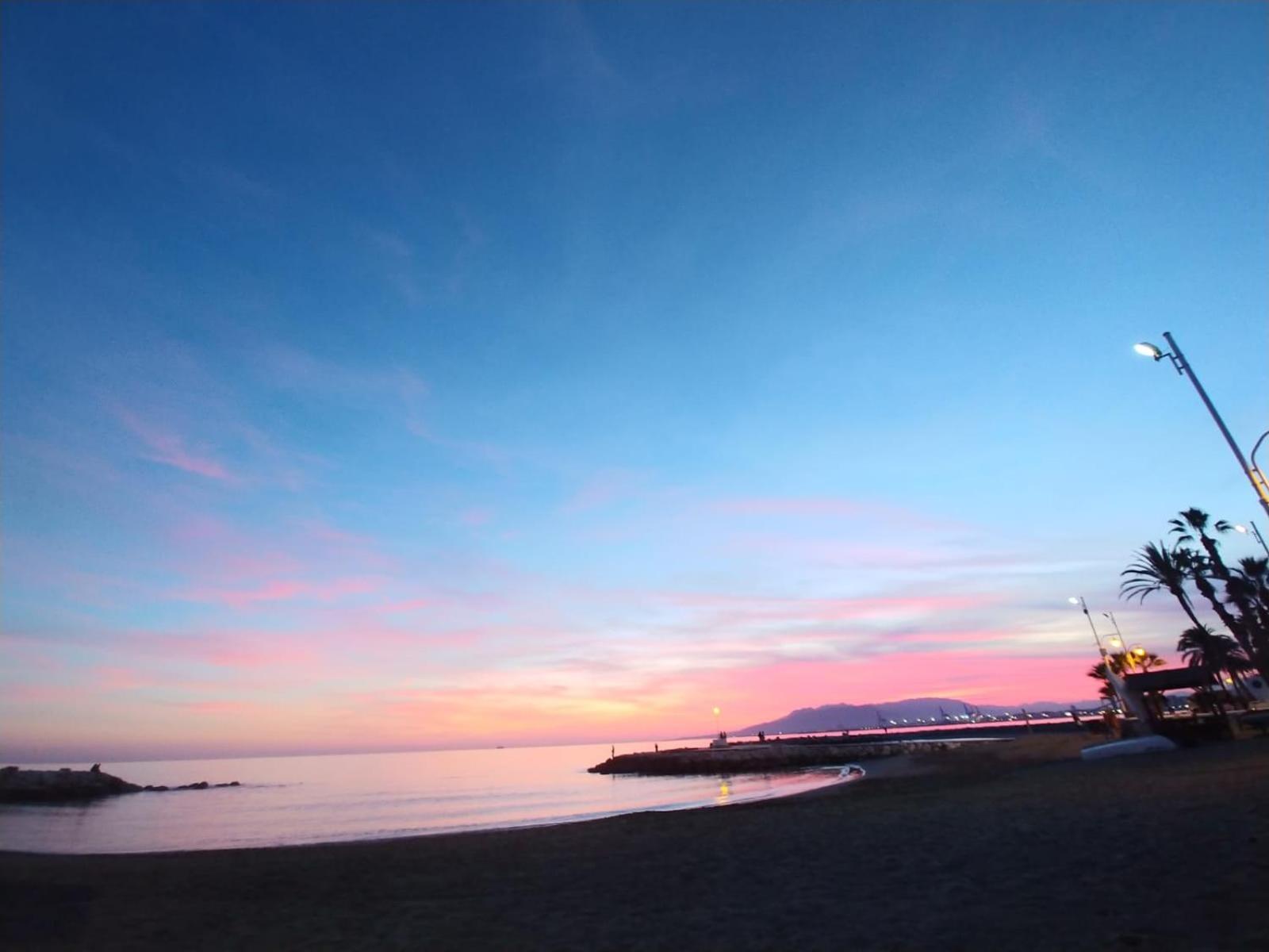 Apartamento El Bambu Cerca Del Mar Malaga Ngoại thất bức ảnh